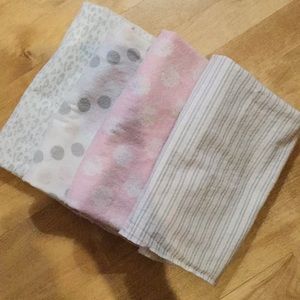 4 receiving blankets /3 carter’s & 1 koala baby